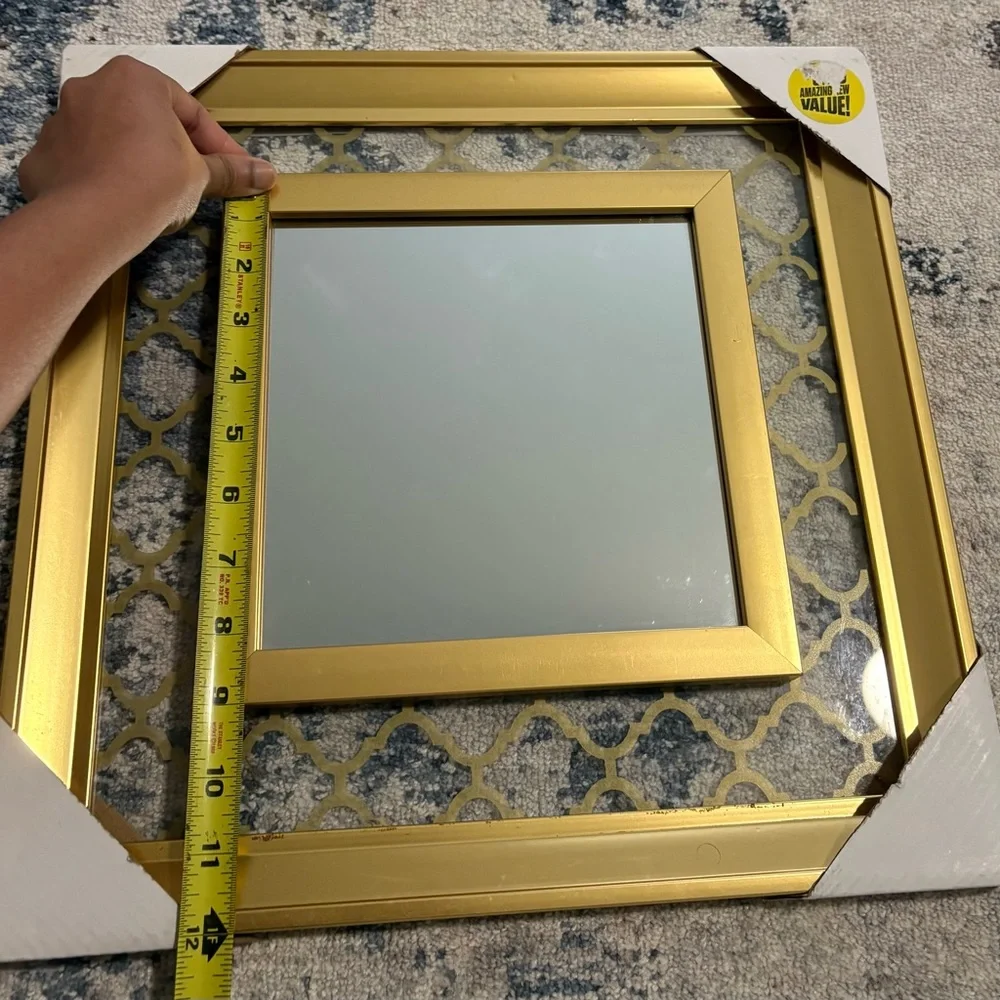 Elegant Gold Wall Mirror